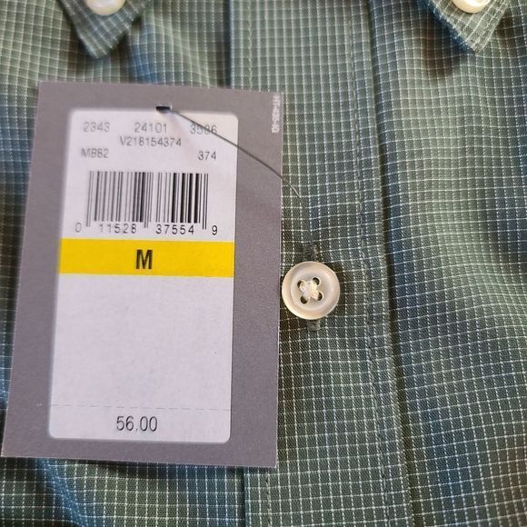 Van Heusen New Classic Fit Dressing Shirt NWT - Picture 7 of 9